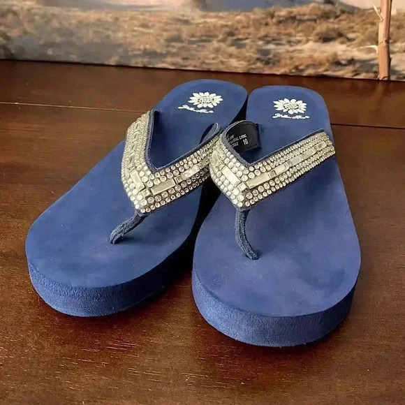 Yellow Box Platform Wedge Sandals - Picture 4 of 10